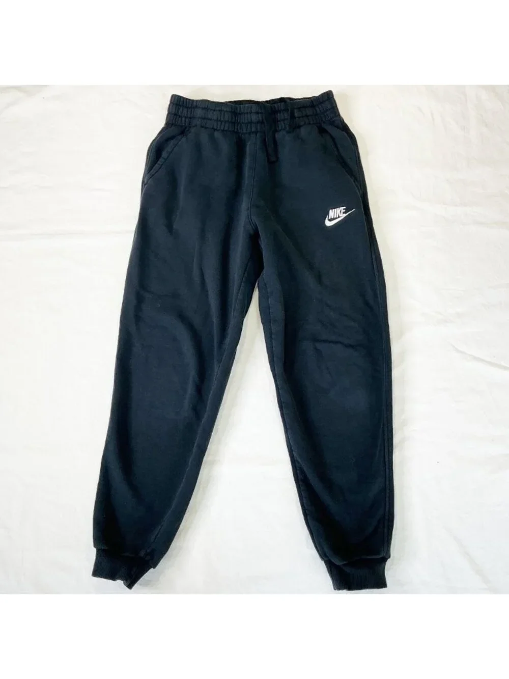Nike Sportswear Club Fleece Black Sweatpants Youth Medium Cotton Blend Joggers